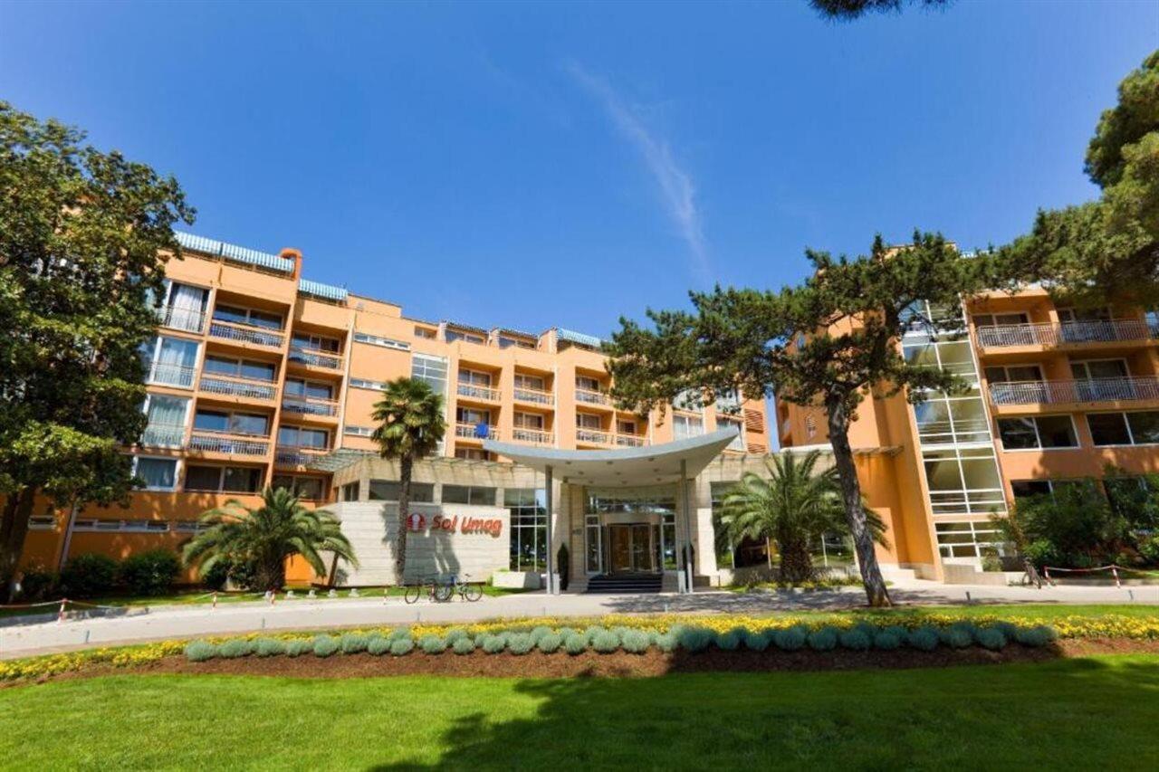 Hotel Umag Plava Laguna Exterior foto